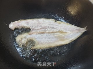 红烧目鱼的做法步骤：5
