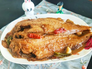 红烧目鱼的做法步骤：16