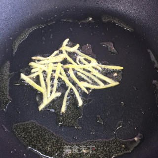 虾仁鸡蛋炒莴笋的做法步骤：5