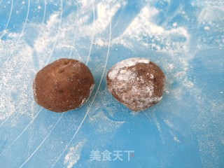 柿子豆沙包的做法步骤：4