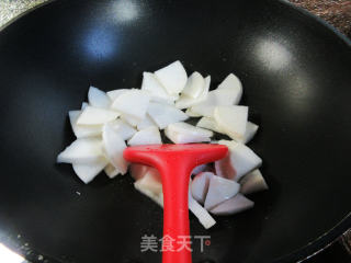 鸭肝炒萝卜的做法步骤：5