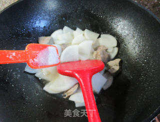 鸭肝炒萝卜的做法步骤：8