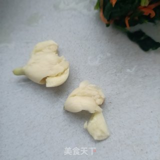 菠菜拌肉卷的做法步骤：4