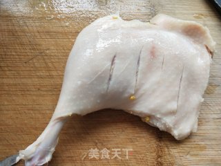 酱香鸭腿的做法步骤：2