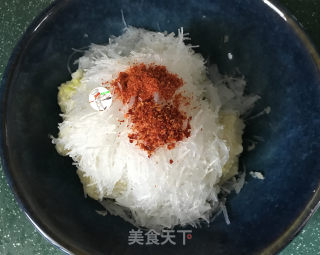 香辣白菜粉丝包子的做法步骤：5