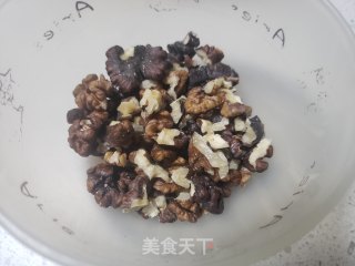 桃仁黑米小麦粥的做法步骤：3