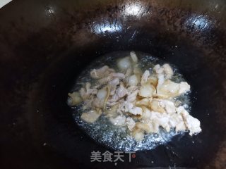 莴笋胡萝卜炒肉的做法步骤：3