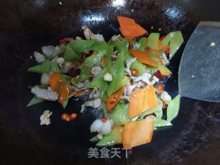 莴笋胡萝卜炒肉的做法步骤：8