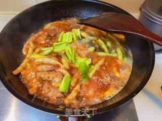 排骨炖黄金勾豆角的做法步骤：16