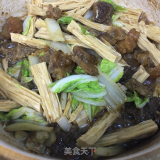 牛筋腐竹煲白菜的做法步骤：7