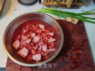 咖喱炖土豆牛肉的做法步骤：1