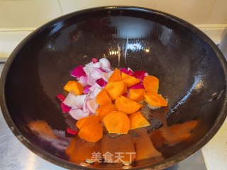 咖喱炖土豆牛肉的做法步骤：22