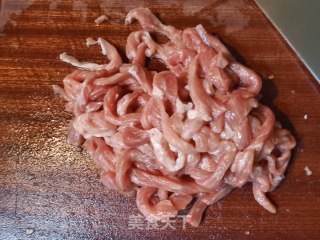 京酱肉丝的做法步骤：2