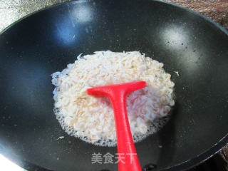 韭菜炒白虾米的做法步骤：3