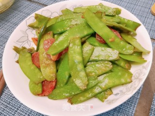 腊肠炒荷兰豆的做法步骤：9