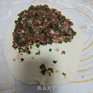 蒜香肉馅饼的做法步骤：9