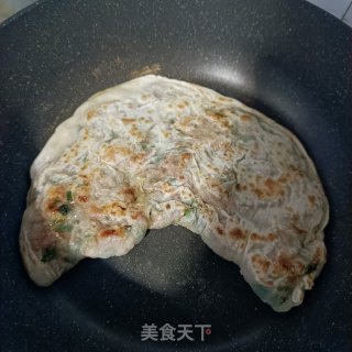 蒜香肉馅饼的做法步骤：10