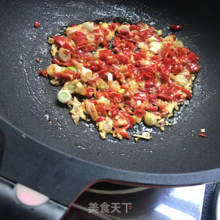 辣皮子炒藕片的做法步骤：5