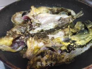 豆腐焖昂刺鱼的做法步骤：2