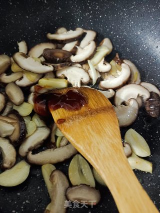 香菇炒青菜的做法步骤：8