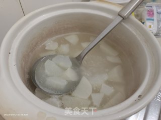 萝卜牛红汤的做法步骤：1