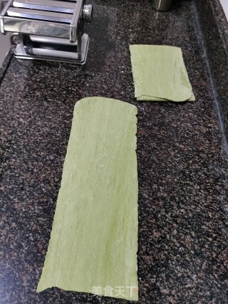 自制饺子皮的做法步骤：4