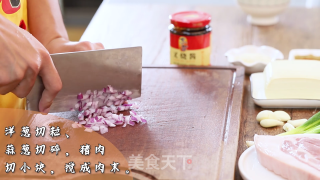 锡纸肉末豆腐的做法步骤：1