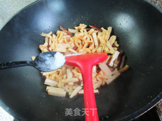 炒双干的做法步骤：6