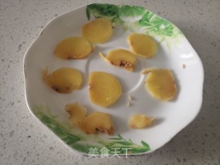 红茶姜茶饮的做法步骤：1