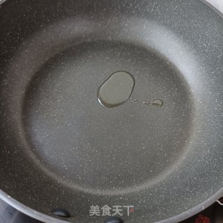 彩萝卜烤肠手抓饼的做法步骤：7