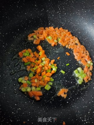 裙带菜鸡蛋汤的做法步骤：3