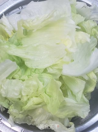 鸡汁蚝油圆生菜的做法步骤：1