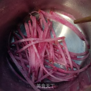 蒜蓉肠拌卷心菜的做法步骤：5