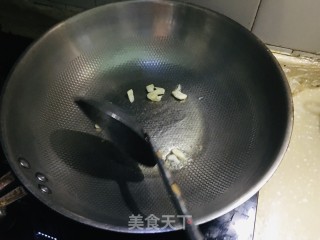 蒜香芥菜的做法步骤：1