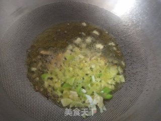 杏鲍菇炸酱的做法步骤：3