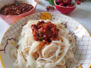 杏鲍菇炸酱的做法步骤：8