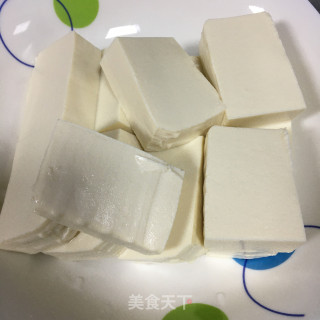 糖醋豆腐的做法步骤：1