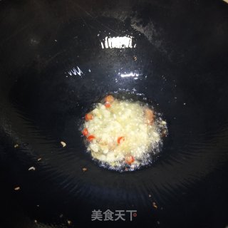 腊肉炒荷兰豆的做法步骤：3