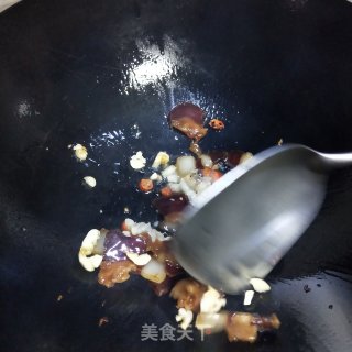 腊肉炒荷兰豆的做法步骤：4