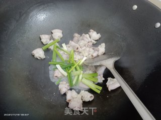 爆炒猪小肠的做法步骤：4