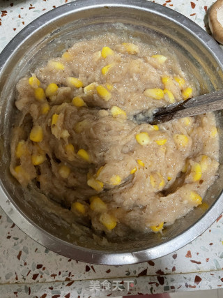 鸡肉香菇玉米肠的做法步骤：7