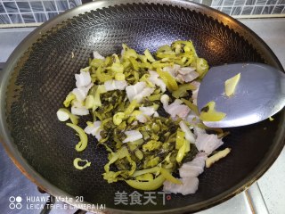 酸菜粉肠煲的做法步骤：5