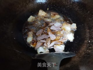 回锅肉炒辣椒的做法步骤：5