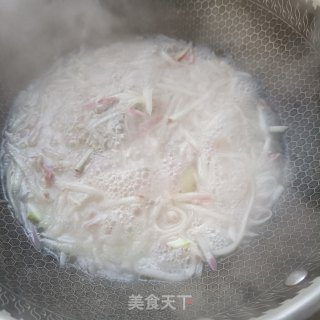 水萝卜羊排汤的做法步骤：9