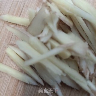 肉末炒蓑衣咸菜的做法步骤：3