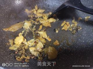 简易酸菜鱼的做法步骤：2