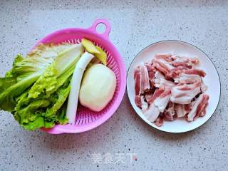 烤五花肉的做法步骤：1