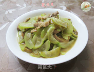 鸡腿肉炒夜开花的做法