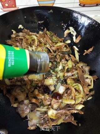 笋干酸菜炖肉的做法步骤：15