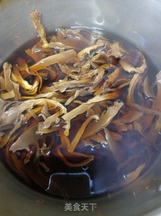 笋干酸菜炖肉的做法步骤：9